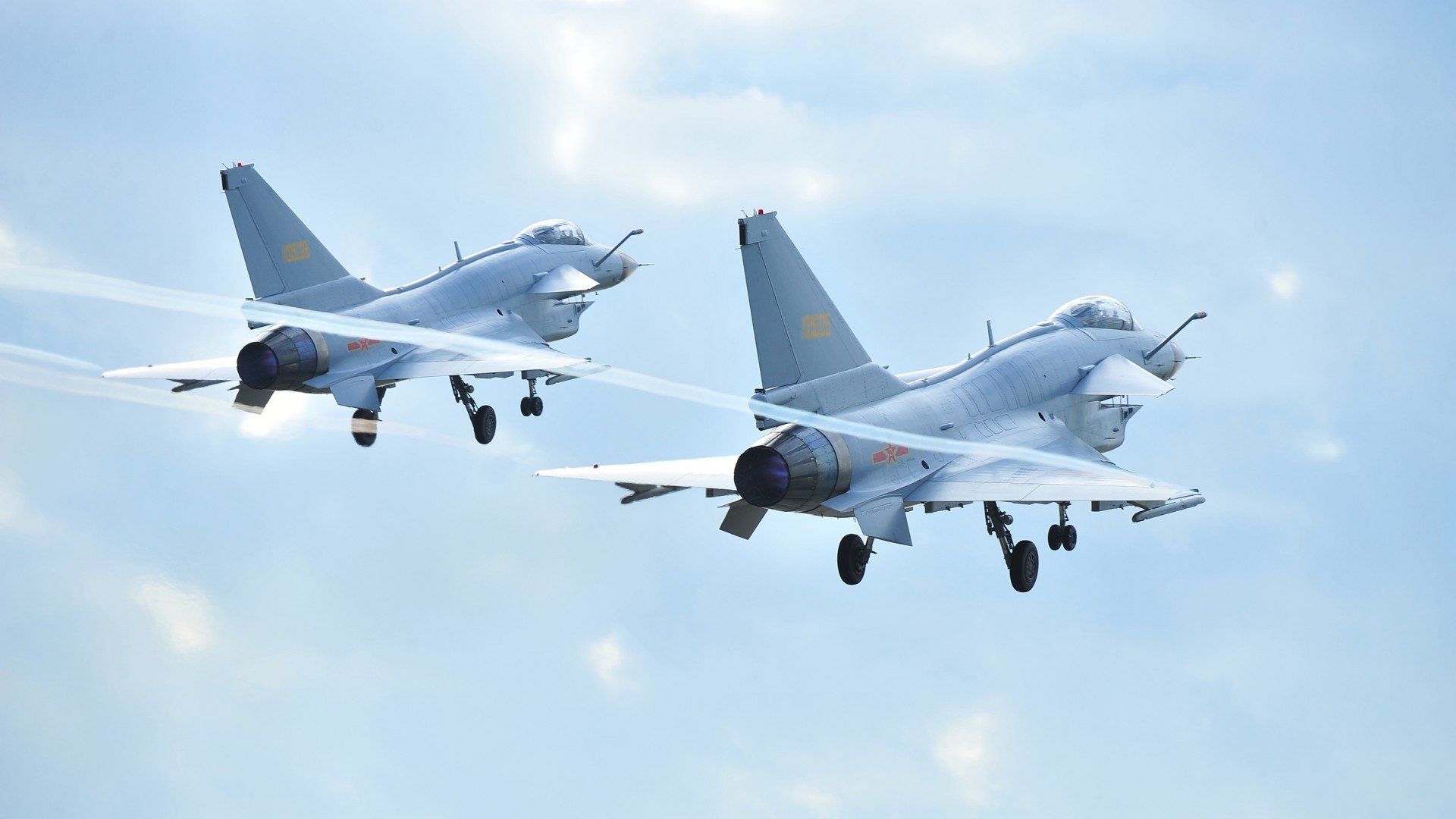 关注青少年安全和健康,推动台球运动规范化发展,青少年打台球