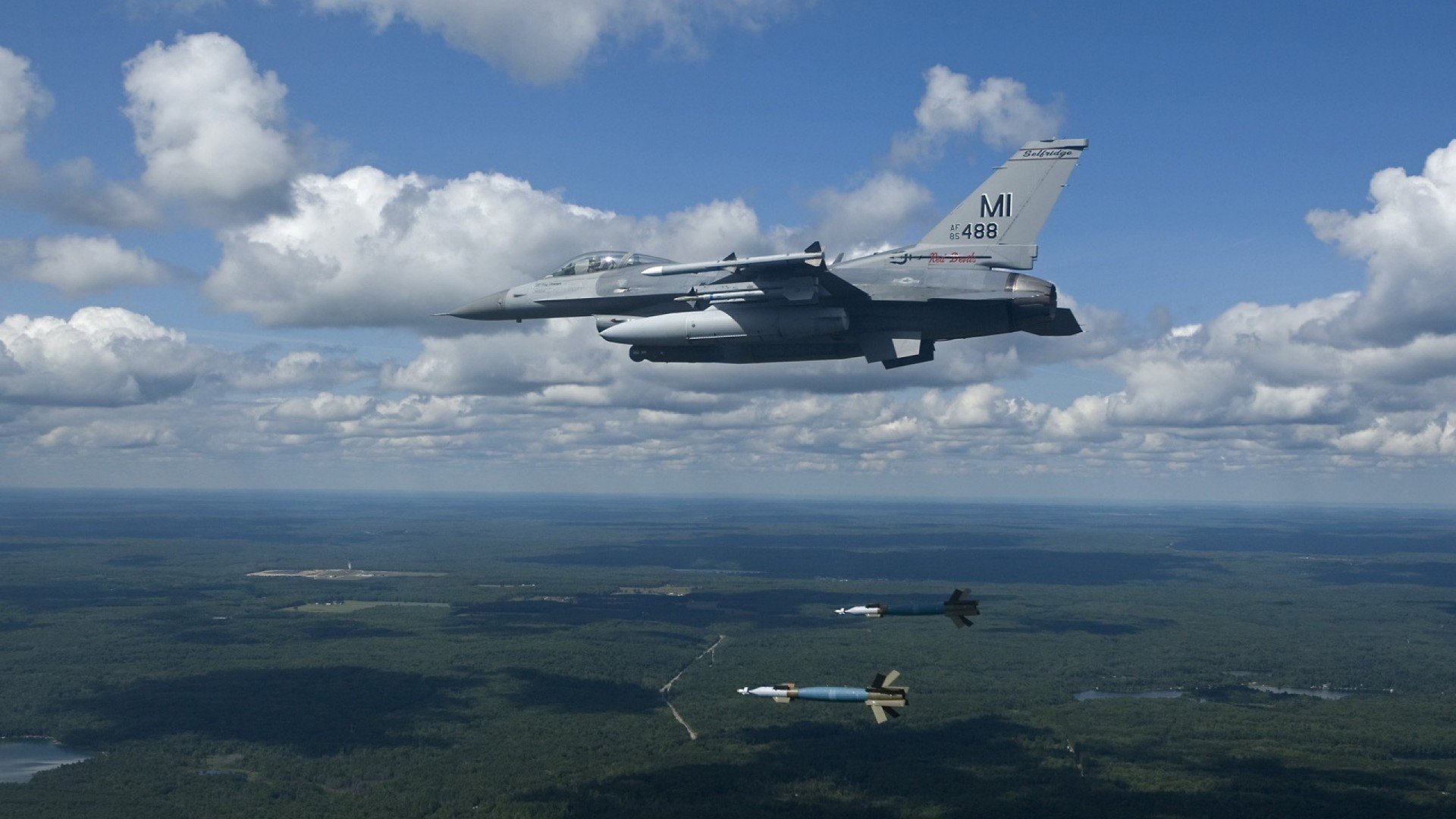 国际极限滑板大赛,街头风潮的极致展现,极限滑板场地