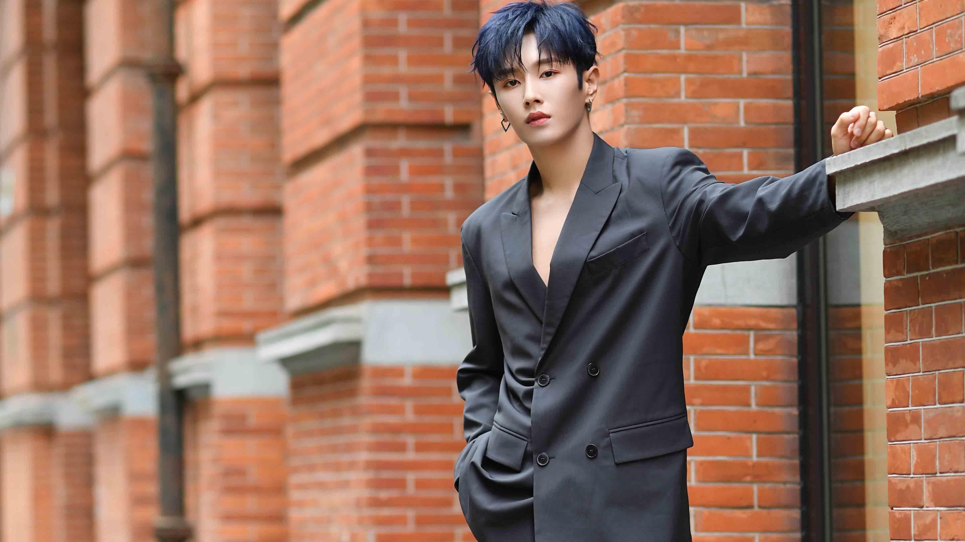 高空跳伞精彩表演,速度与勇气的极限需求,高空跳伞专业术语