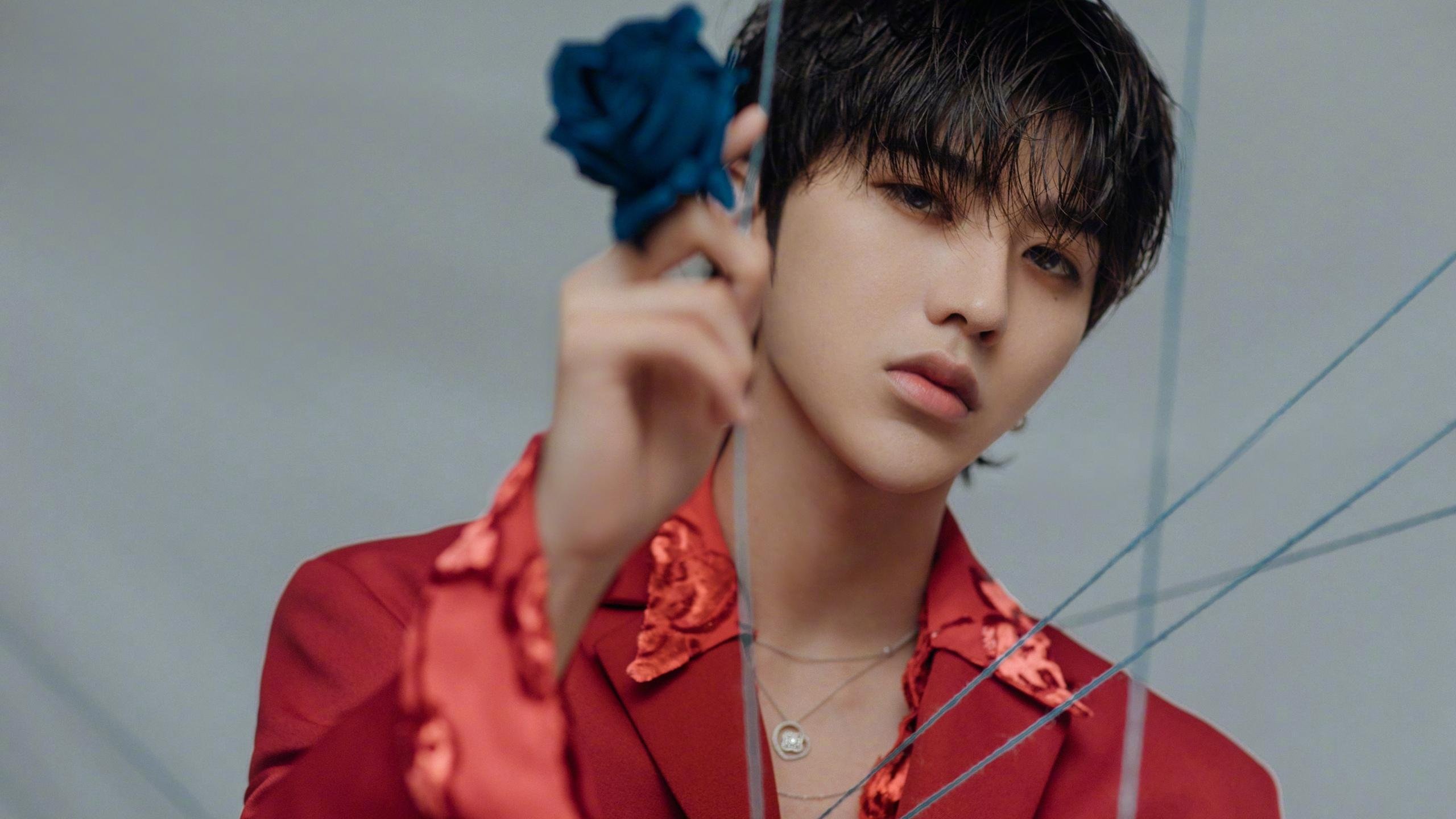 韩国队在亚洲杯上表现抢眼，赢得球迷热捧